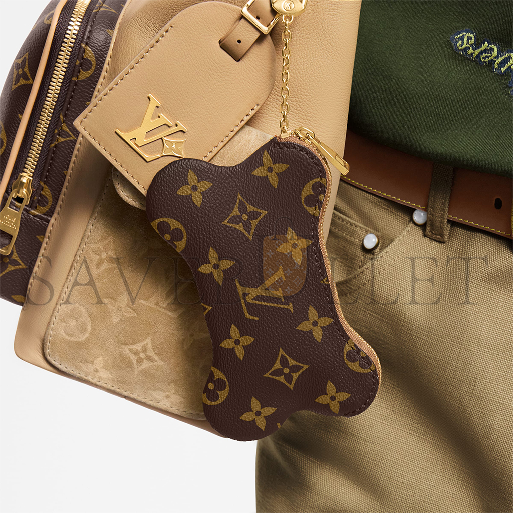 l**is V*t*n bone key pouch m12616 (14.8*9*0.5cm)